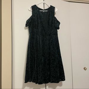 Torrid Cold Shoulder Dress Size 2 (18-20)